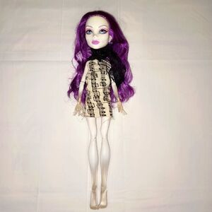 Monster High Fashion Doll By Mattel Spectra Vondergeist, Daughter Of A Ghost